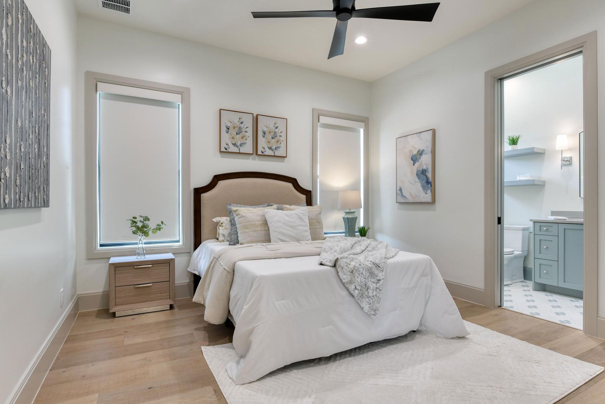 4 bedroom, 4 full bathrooms, 2 – ½ baths, 3 Car garage 1 study, Boerne Texas