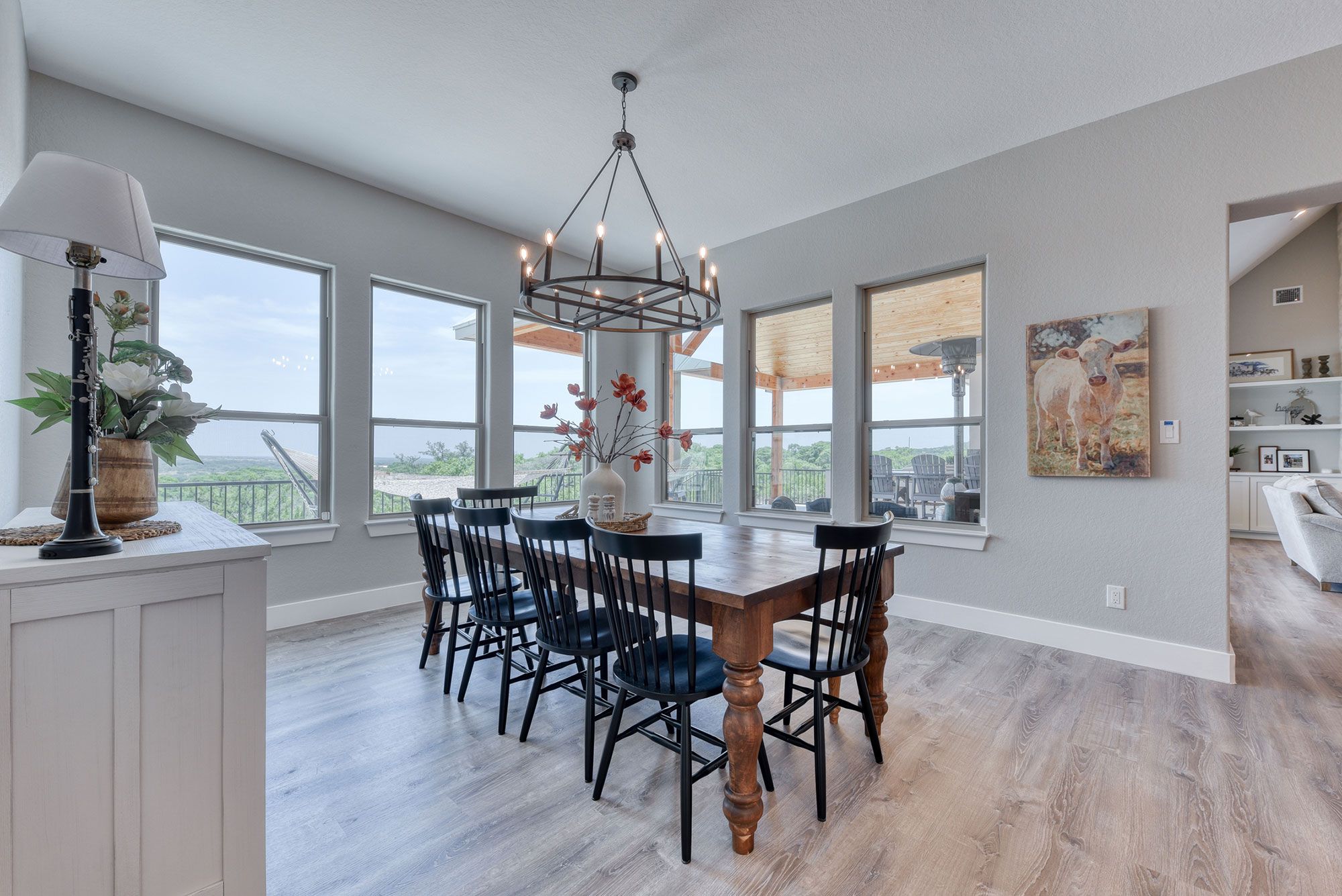 3 bedrooms and 2 1/2 baths Hill Country home. Open floor plan. Breathtaking views. Kendalia, Texas