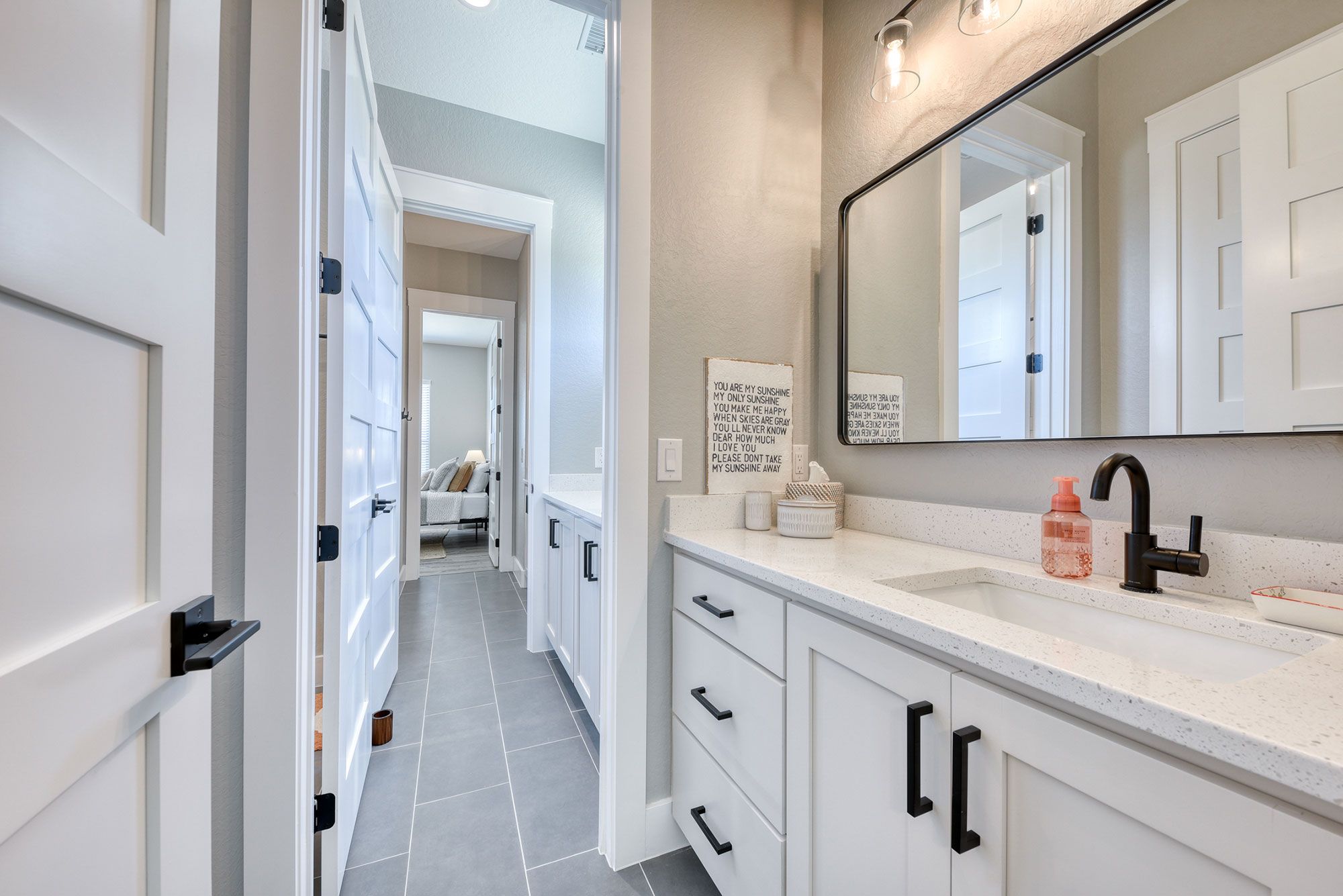 3 bedrooms and 2 1/2 baths Hill Country home. Open floor plan. Breathtaking views. Kendalia, Texas