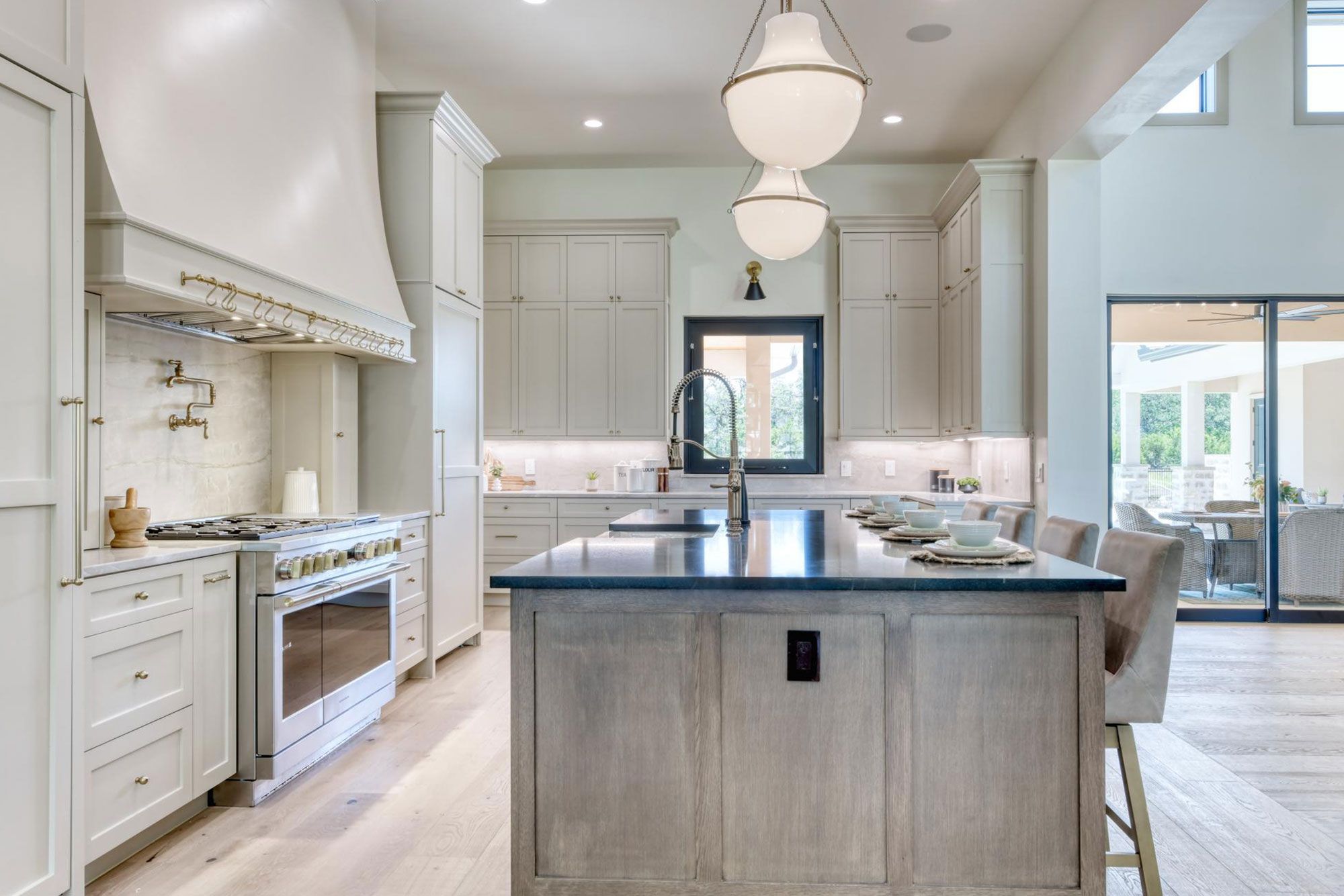 4 bedroom, 4 full bathrooms, 2 – ½ baths, 3 Car garage 1 study, Boerne Texas