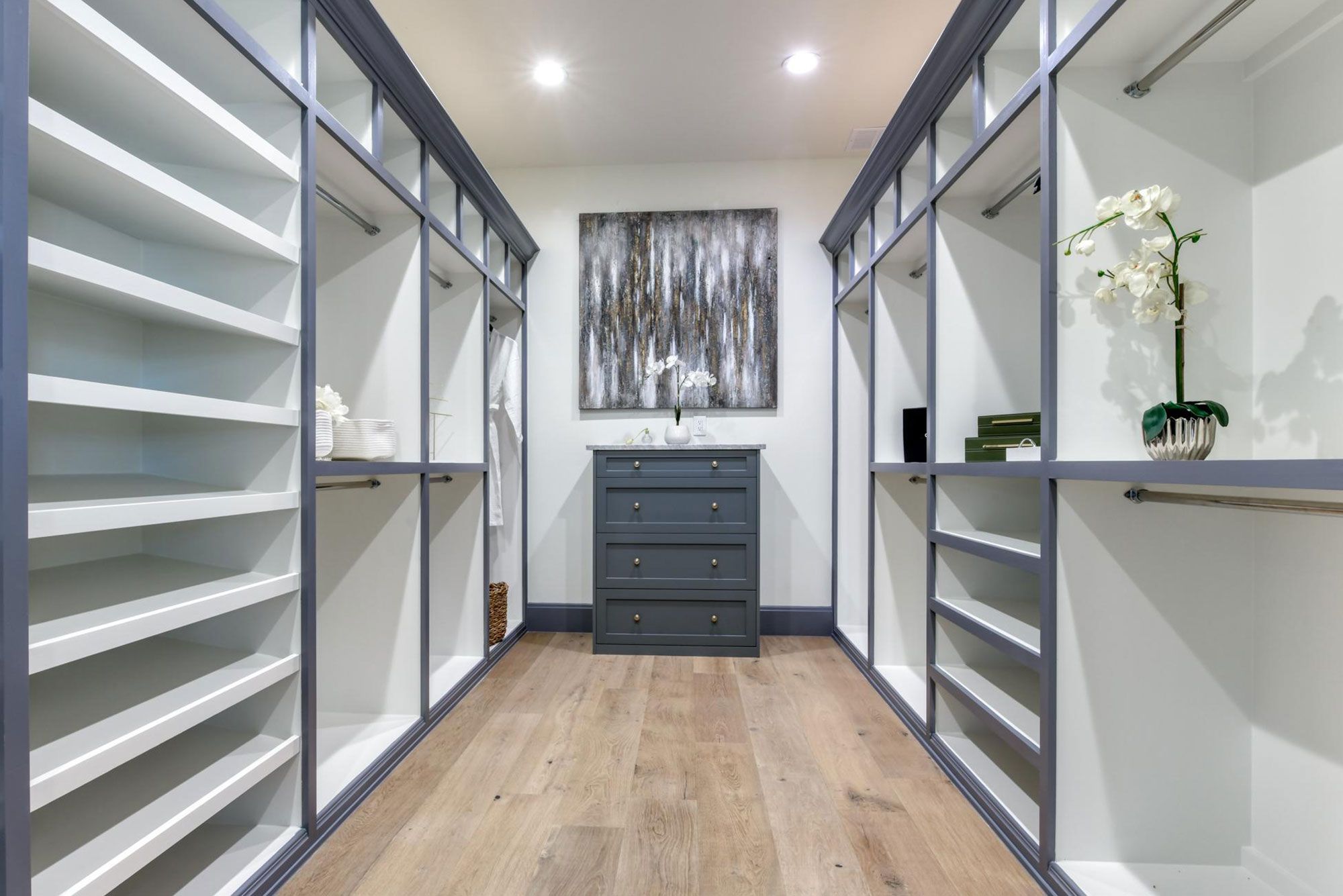 4 bedroom, 4 full bathrooms, 2 – ½ baths, 3 Car garage 1 study, Boerne Texas