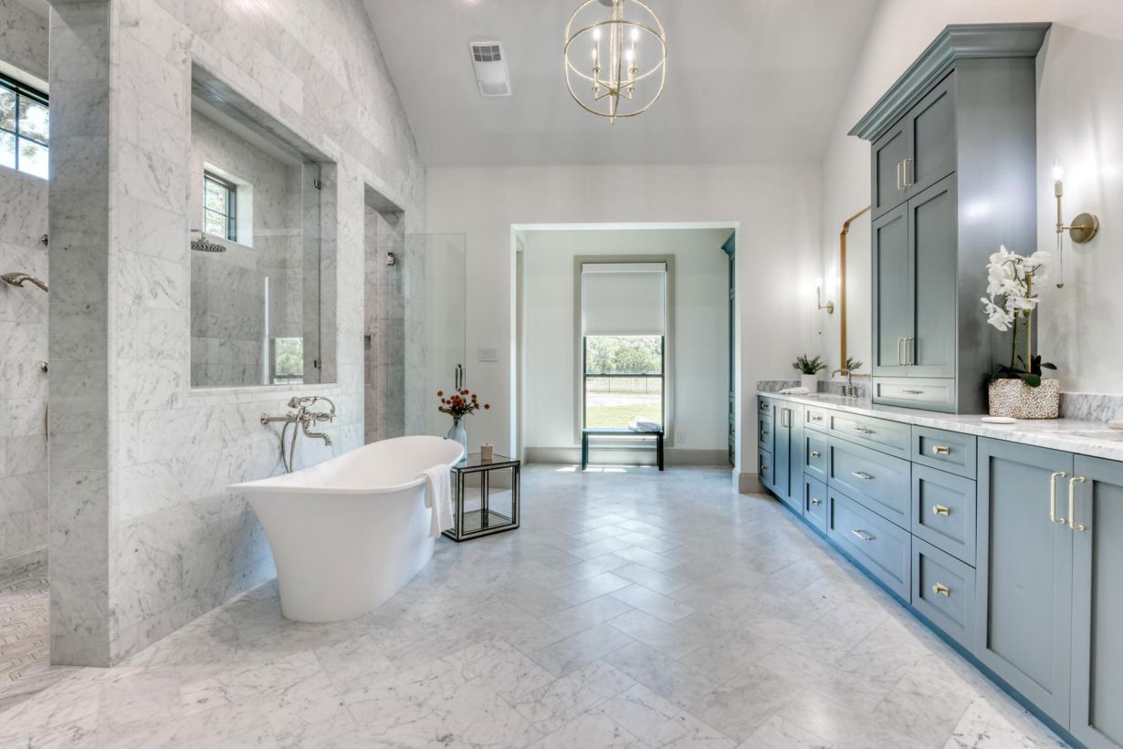 4 bedroom, 4 full bathrooms, 2 – ½ baths, 3 Car garage 1 study, Boerne Texas